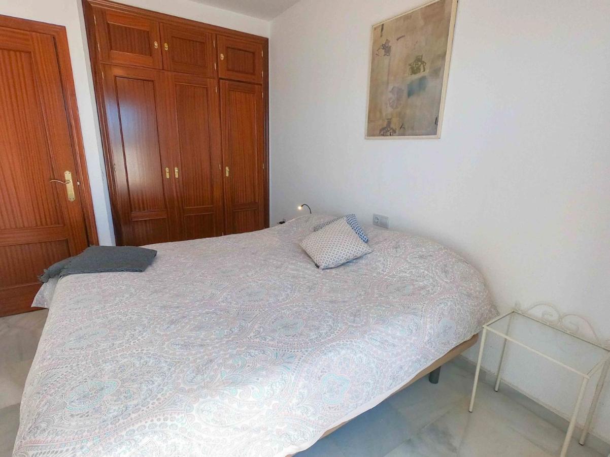 Apartamento tipo penthouse con enorme terraza y vistas al mar Conil De La Frontera Exterior foto
