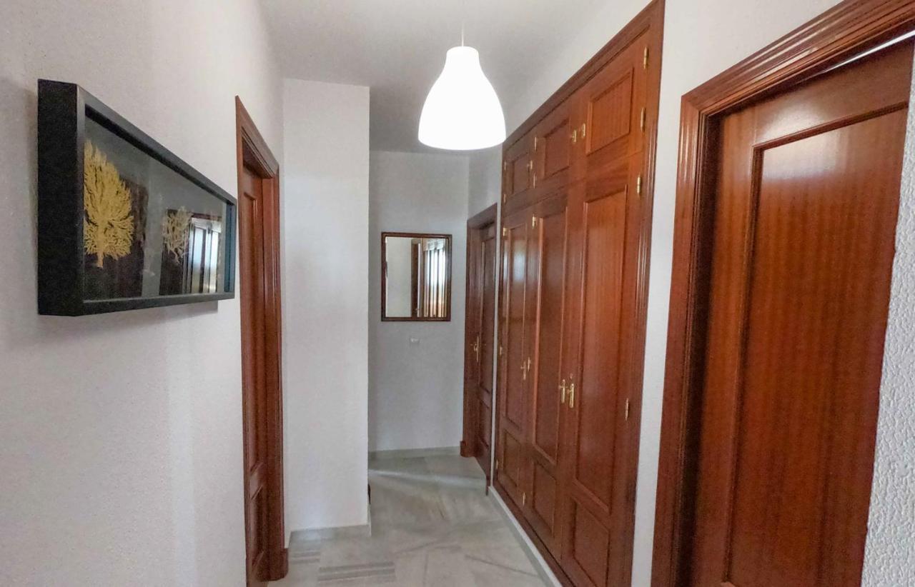 Apartamento tipo penthouse con enorme terraza y vistas al mar Conil De La Frontera Exterior foto